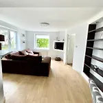 Lägenhet Smart Apartments - Apartamenty Z Pieknym Ogrodem I Sniadaniami Ustronie Morskie *