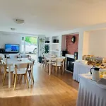 Apartamento Smart Apartments - Apartamenty Z Pieknym Ogrodem I Sniadaniami Ustronie Morskie