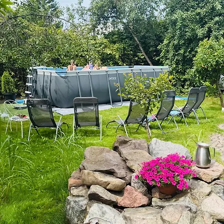 Lägenhet Smart - Z Pieknym Ogrodem I Sniadaniami *